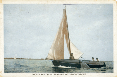 13435 Afbeelding van een zeilboot op de Loosdrechtse Plassen te Oud-Loosdrecht (gemeente Loosdrecht).N.B. De gemeente ...